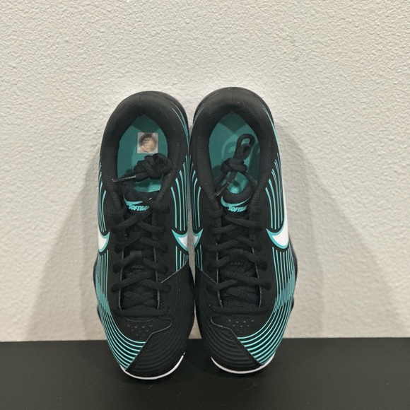 NWOT Nike Softball cleats 4.5Y Turquoise & Black - Picture 6 of 7